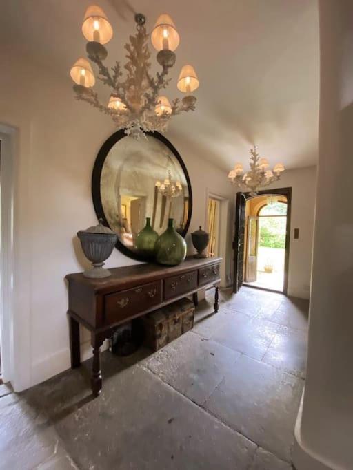 The Dower House At Parnham Park Villa บีอามินสเตอร์ ภายนอก รูปภาพ